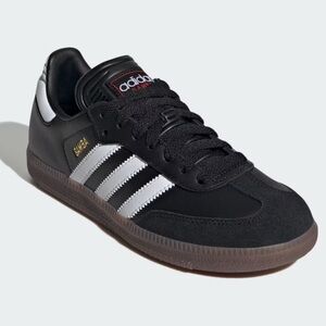 Adidas Black and White Samba Indoor Soccer Sneakers Worn Once!